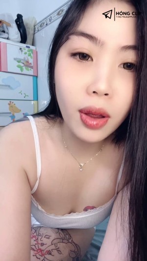 Phương Baby clip khóa room để show hàng nét căng – idol live