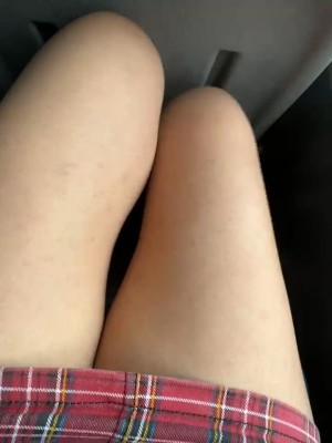 Juny Lany và show thủ dâm trên xe bus của em ấy – clip hot mới